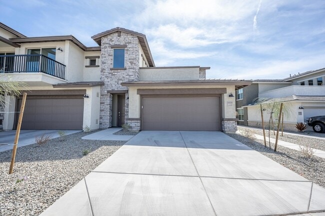Building Photo - 5100 E Rancho Paloma Dr