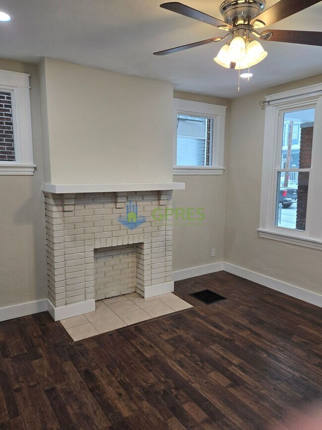 Building Photo - Newly renovated Beechview Home with Bonus Room walking distance to the T