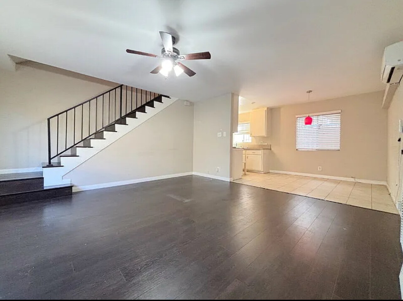 Building Photo - 1343 W 36th St