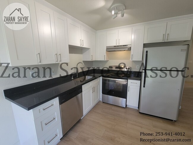 Building Photo - 11514 19th Ave Ct S