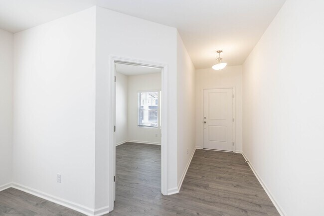 Building Photo - 4 Bedroom Home Piedmont School District AV...