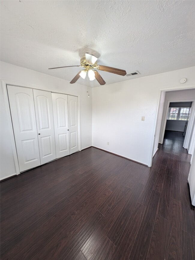 Building Photo - 8703 Collingsdale Rd