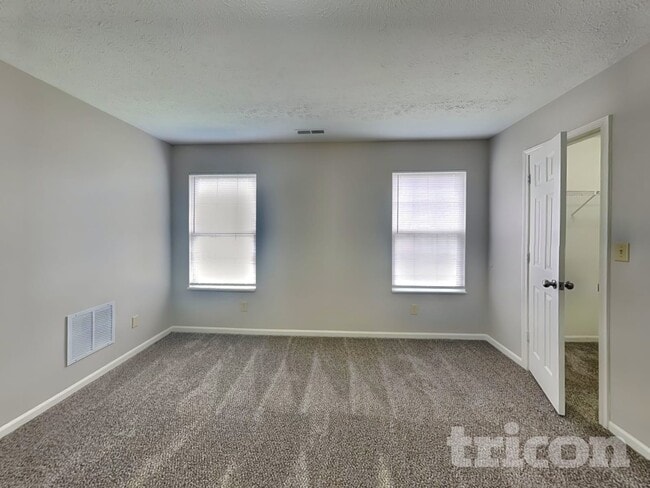 Building Photo - 4831 Dietzen Blvd