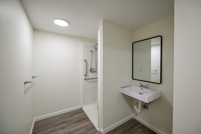 Building Photo - 42828 Gibson Rd