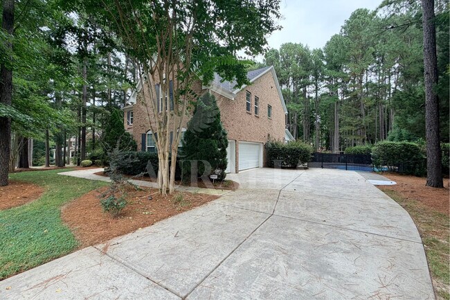 Building Photo - 5604 Pine Rock Ct