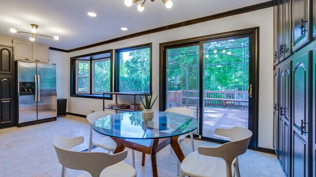 Kitchen - 15012 Olddale Rd