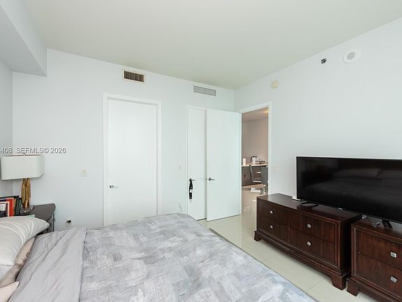 Building Photo - 55 SE 6th St