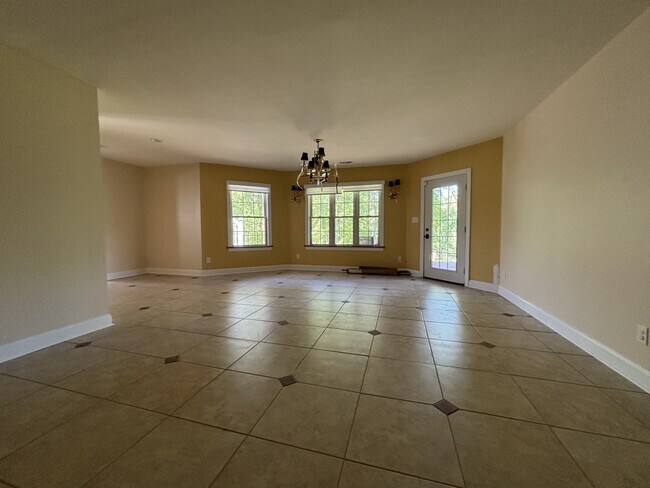 Building Photo - 116 Marco Polo Dr