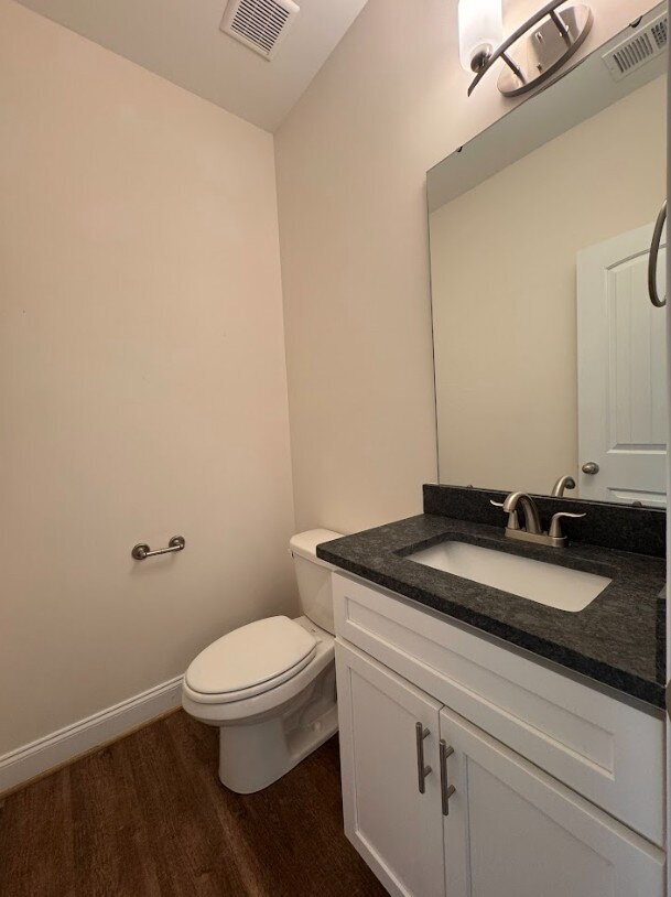 Building Photo - Inquire today on how to get FREE rent!