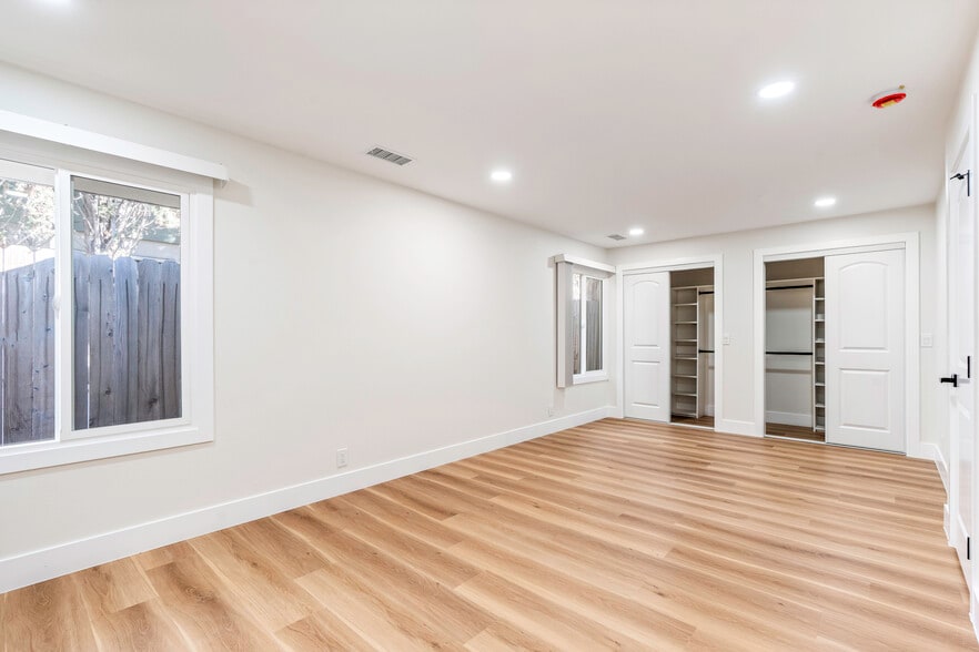 Building Photo - 23831 Pesaro