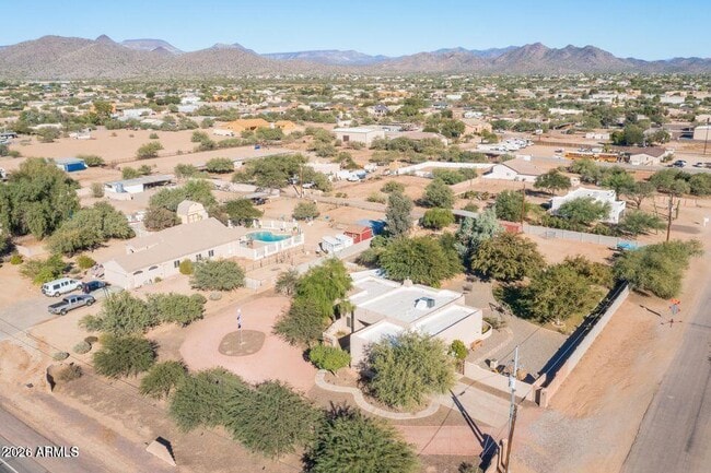 Building Photo - 37005 N 7th St