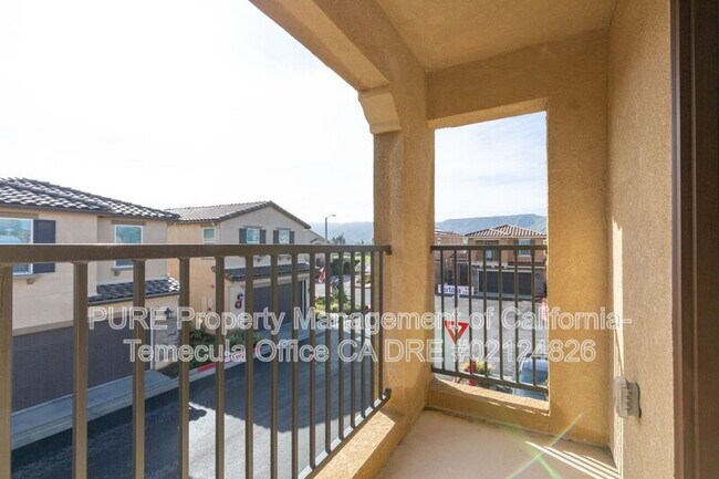 Building Photo - 41966 Pedraza St