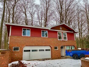 Building Photo - 8507 Maple St