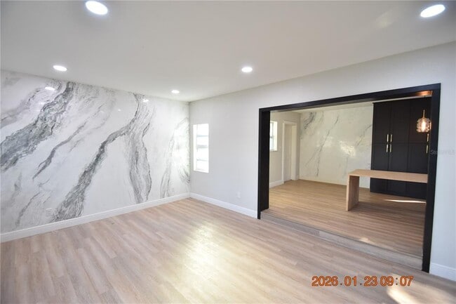 Building Photo - 3606 River Grove Dr