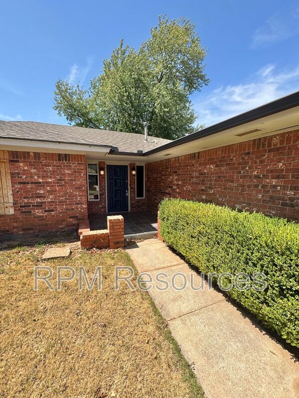 Building Photo - 11813 Larkdale Dr