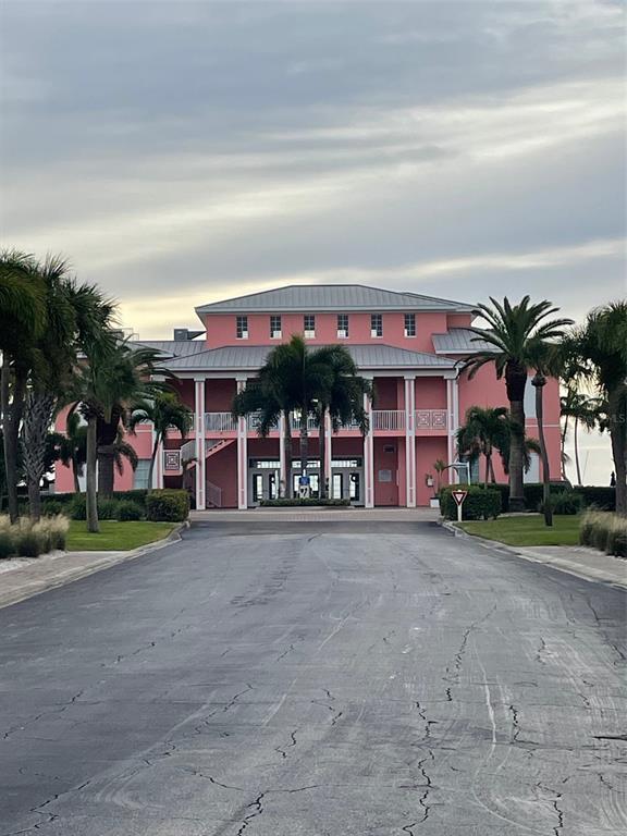 Building Photo - 213 Sea Horse Dr SE