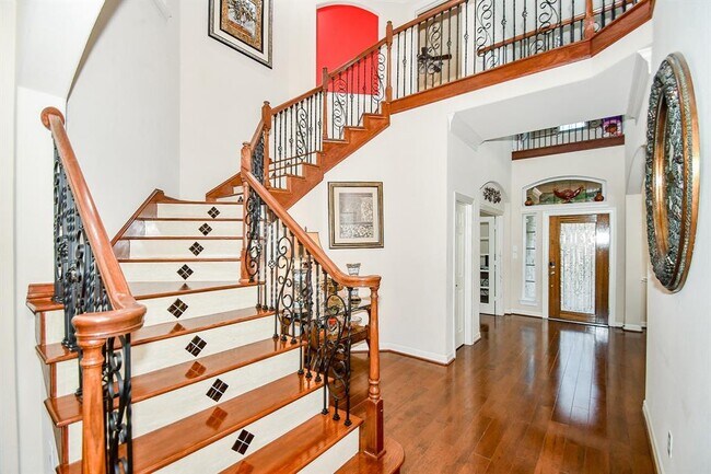 Building Photo - 1606 Locksley Ln