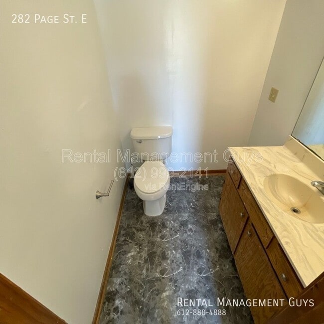 Building Photo - 282 Page St E