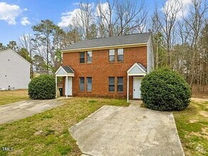 Building Photo - South Raleigh Renovated Duplex