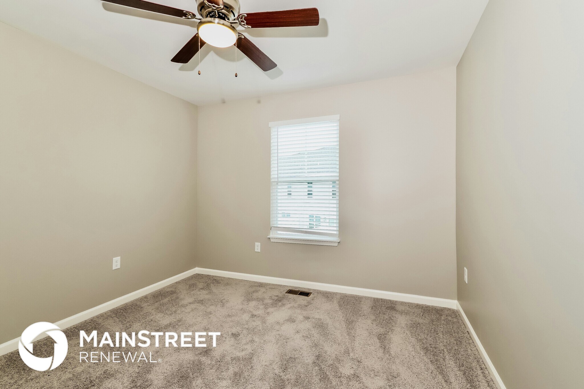 Building Photo - 2099 Paddle Wheel Dr