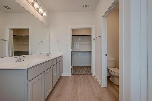 Building Photo - 17110 Pentland Hls Wy
