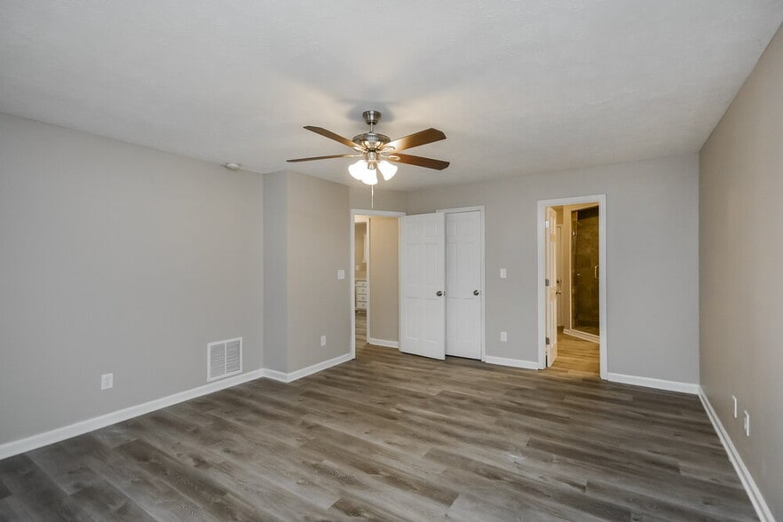 Building Photo - 9245 Tara Dr SW