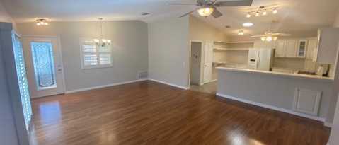 Building Photo - 1031 Pinewood Pl