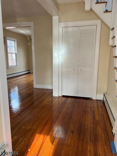 Building Photo - 947 Grove St