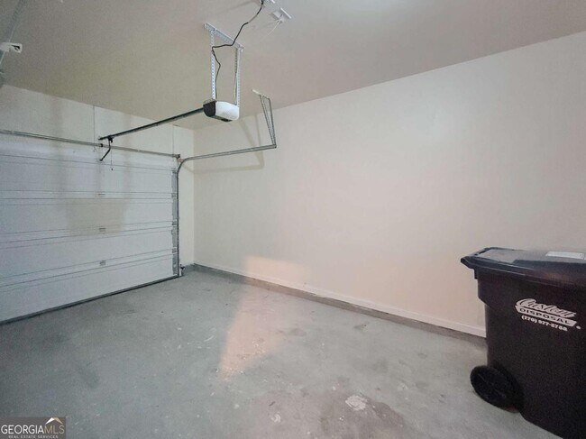 Building Photo - 3521 Condor Ct