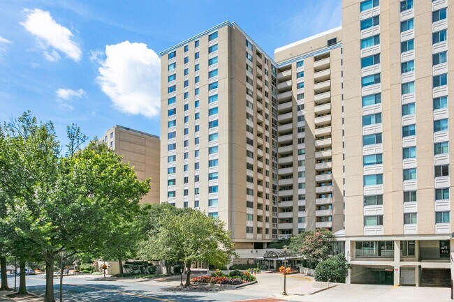 Building Photo - 4601 N Park Ave