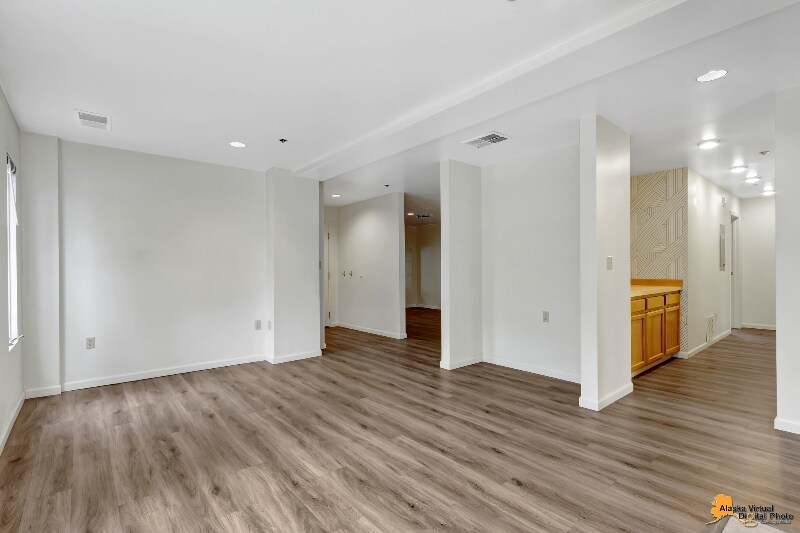 Building Photo - 800 M St