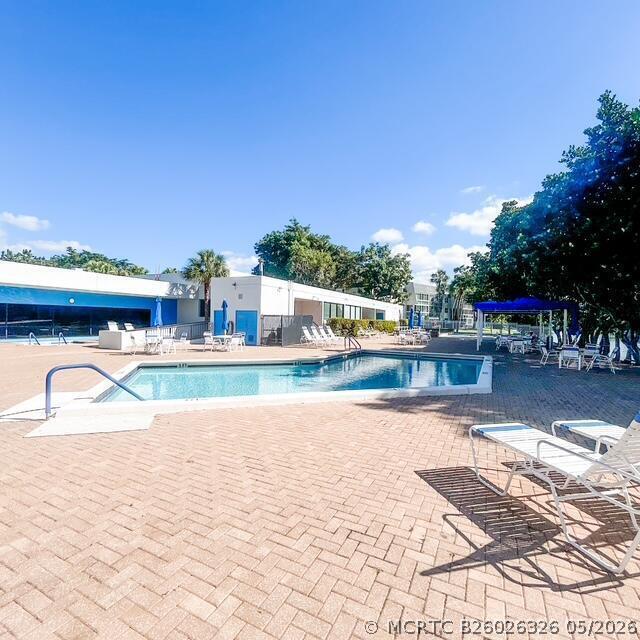 Building Photo - 9200 Lime Bay Blvd