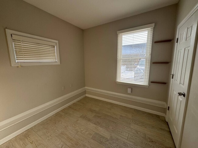 Building Photo - 25 A Gardners Ln