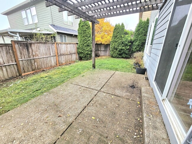 Building Photo - 18421 Brookside Rd