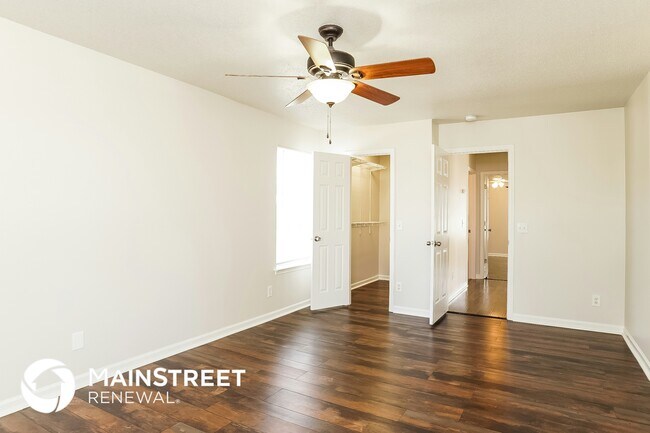 Building Photo - 1015 Highstone Dr