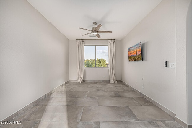 Building Photo - 5211 N 193rd Ave