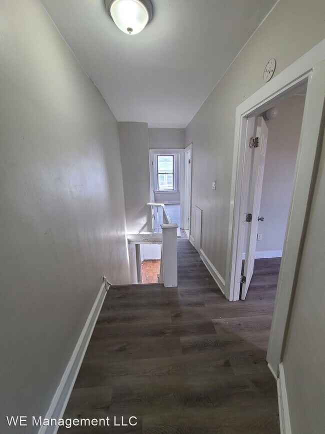 Building Photo - 3 br, 1 bath House - 6527 Allman