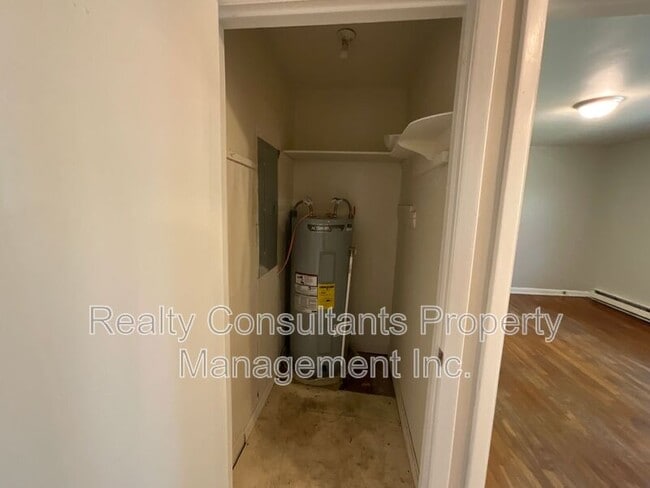 Building Photo - 1533 Beaucrest Ave