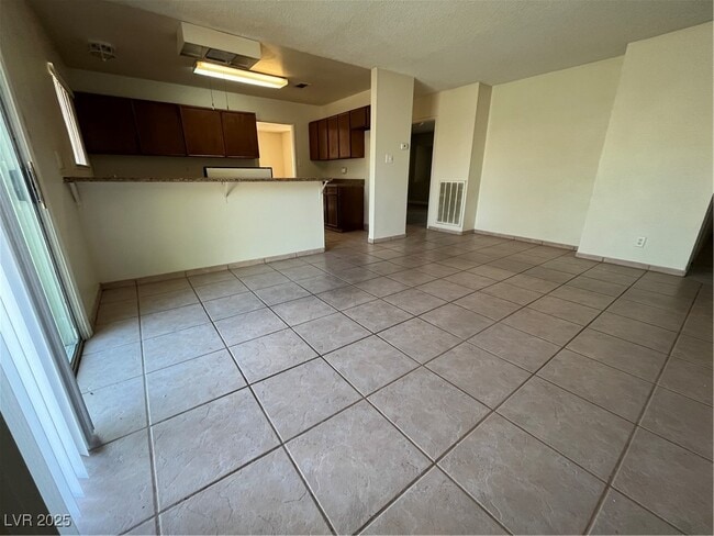 Building Photo - 7408 Alta Dr