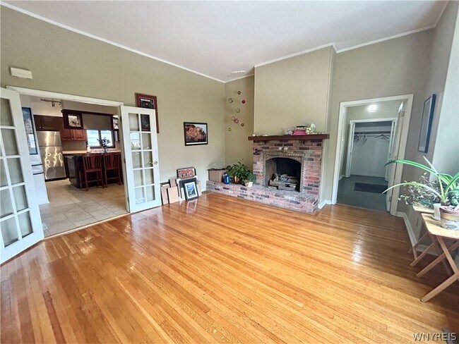 Building Photo - 40 Oakland Pl