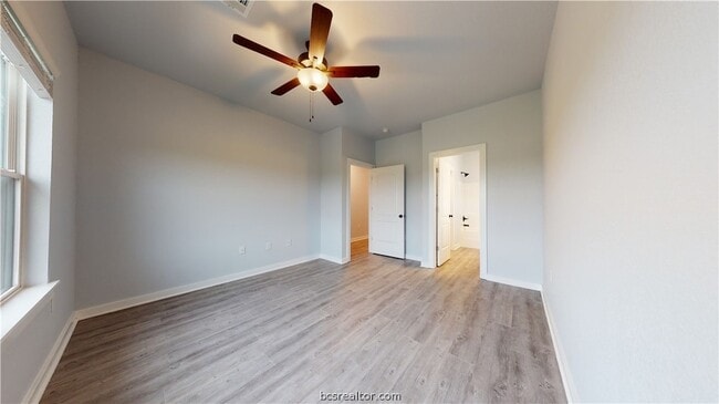 Building Photo - 2130 Crescent Pointe Pkwy