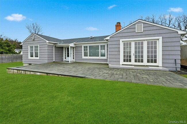 Building Photo - 20845 Soundview Ave