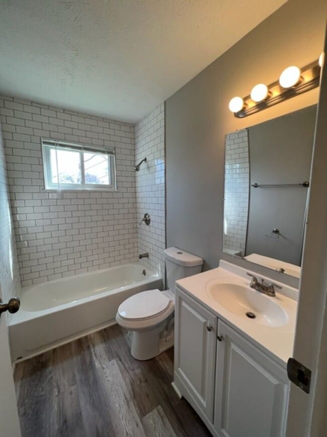 Building Photo - 5441 Deforest Dr