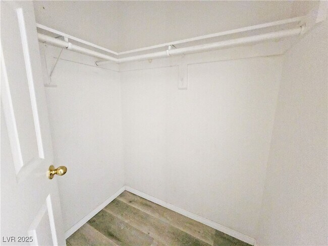 Building Photo - 1444 Star Rd