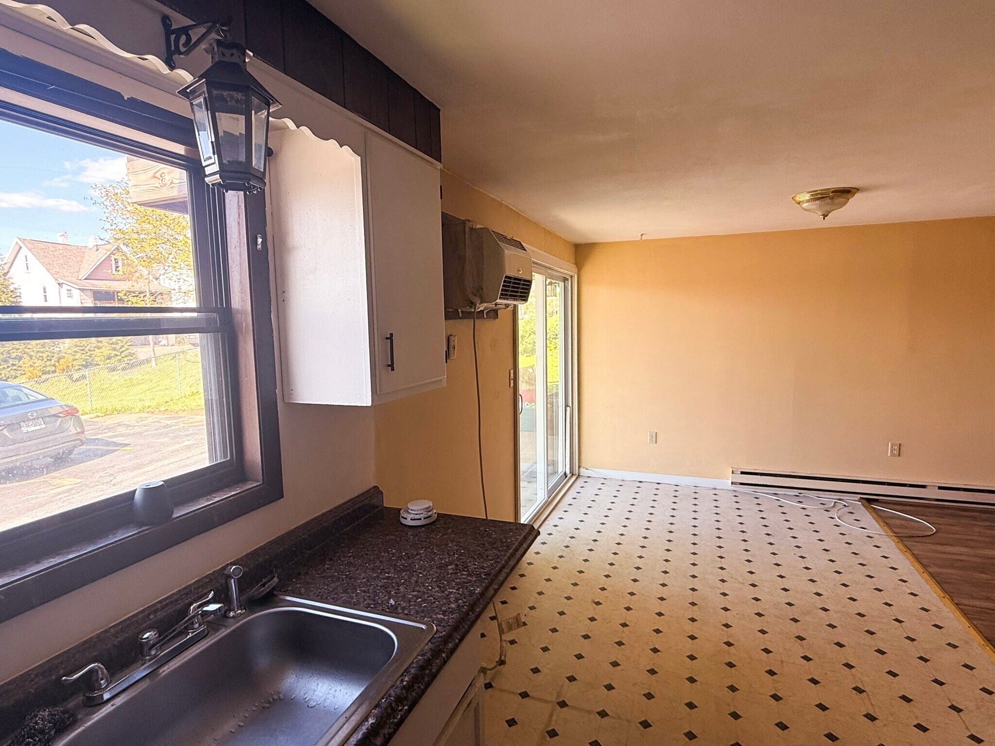 Building Photo - 7 Maria Manor