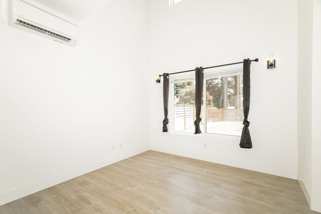 Building Photo - 12835 9th Ave SW