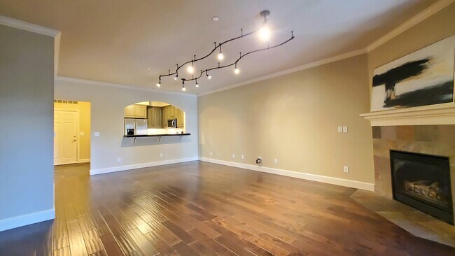 Building Photo - 133 W Northwood Ln