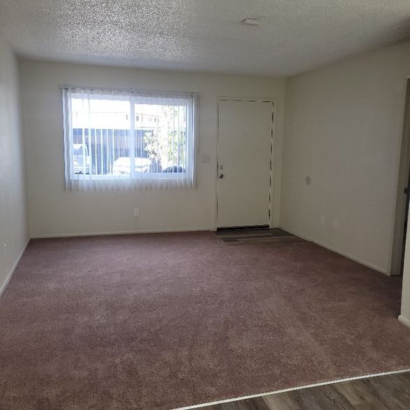 Building Photo - 15531 Barranca Way