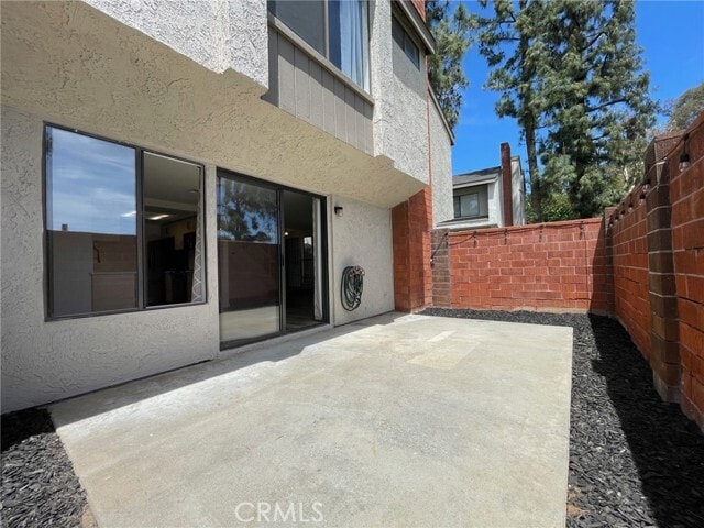 Building Photo - 1629 Sherwood Village Cir