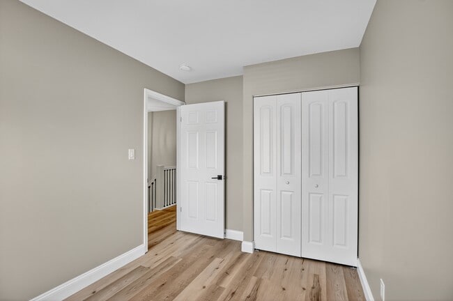 Building Photo - 3459 Howell Ct